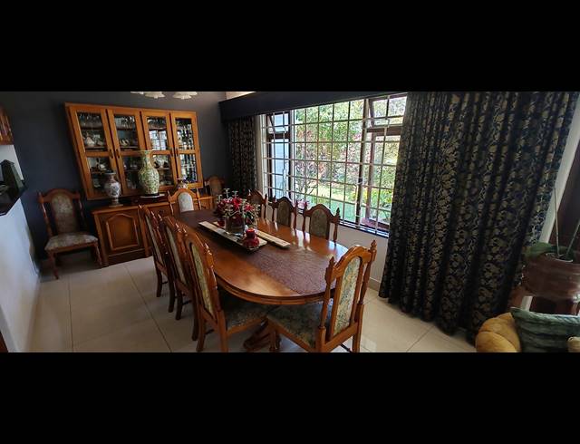 6 BEDROOM FREESTANDING FOR SALE IN ST MICHAELS ON SEA